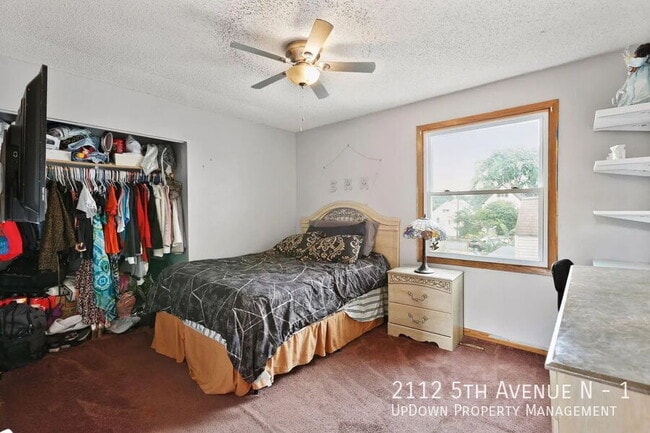 Building Photo - 2112 5th Ave N