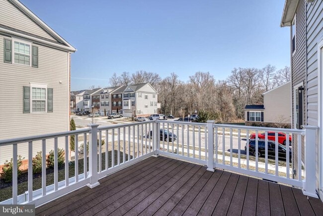 Building Photo - 985 Morgan Run Rd