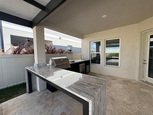 Building Photo - 16405 Silver Brk Wy