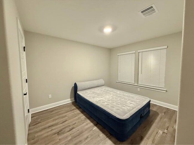 Building Photo - 14439 Quail Rdg Dr