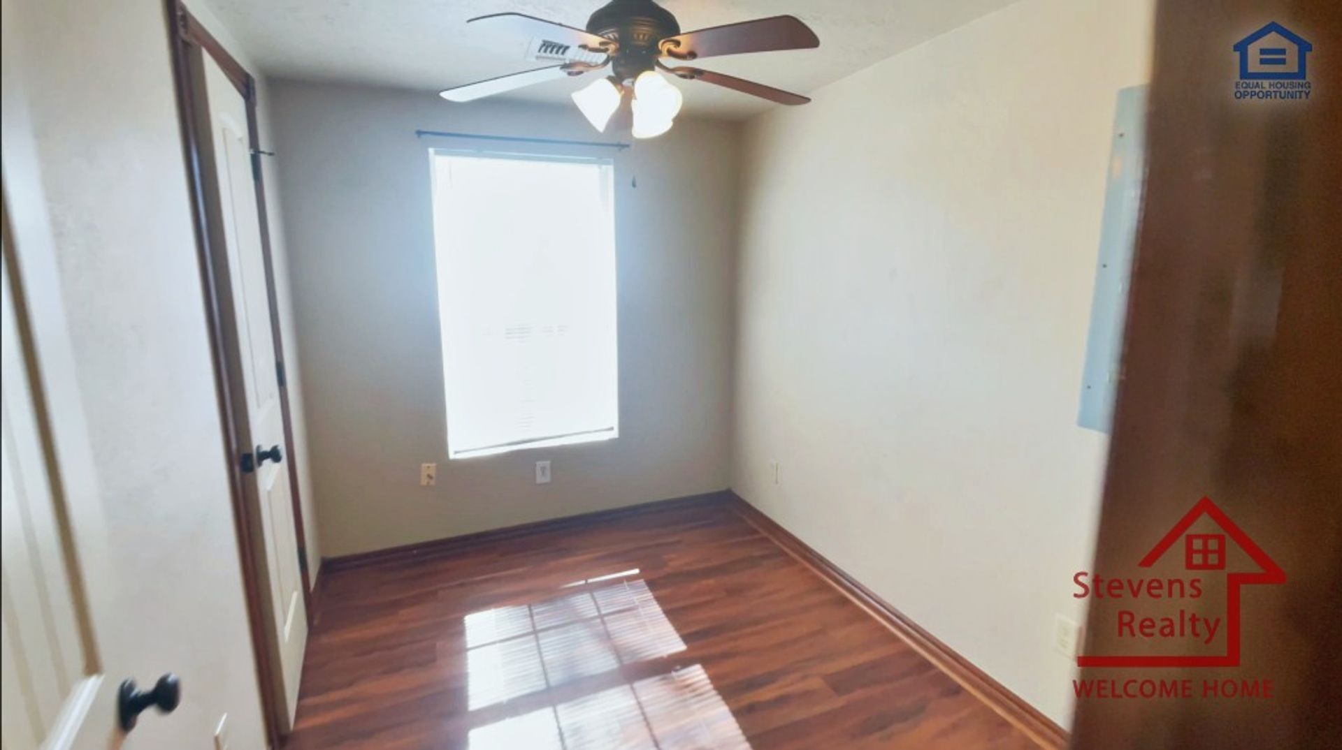 Building Photo - 1602 NW Lindy Ave