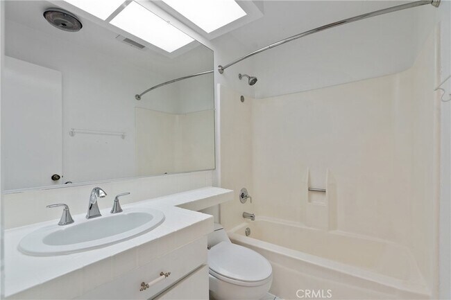 Building Photo - 3231 Cheviot Vista Pl