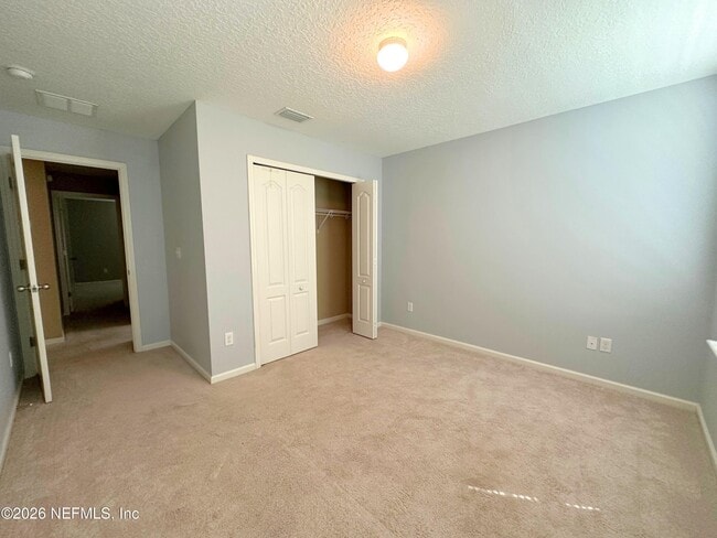 Building Photo - 4578 Silverthorn Dr