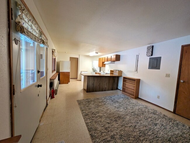 Building Photo - 284