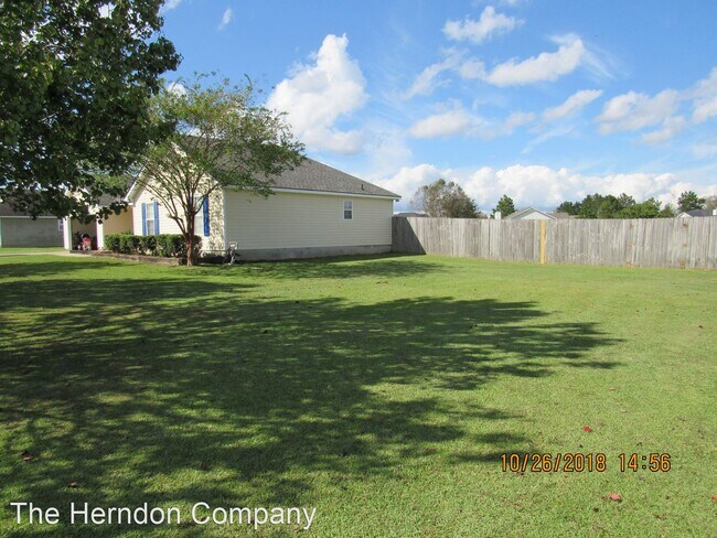 Building Photo - 3 br, 2 bath House - 3712 Kendall Court