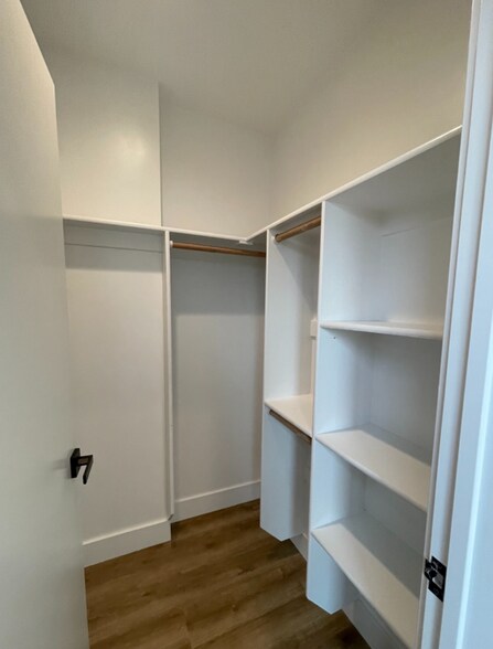 Building Photo - 423 E 2100 S