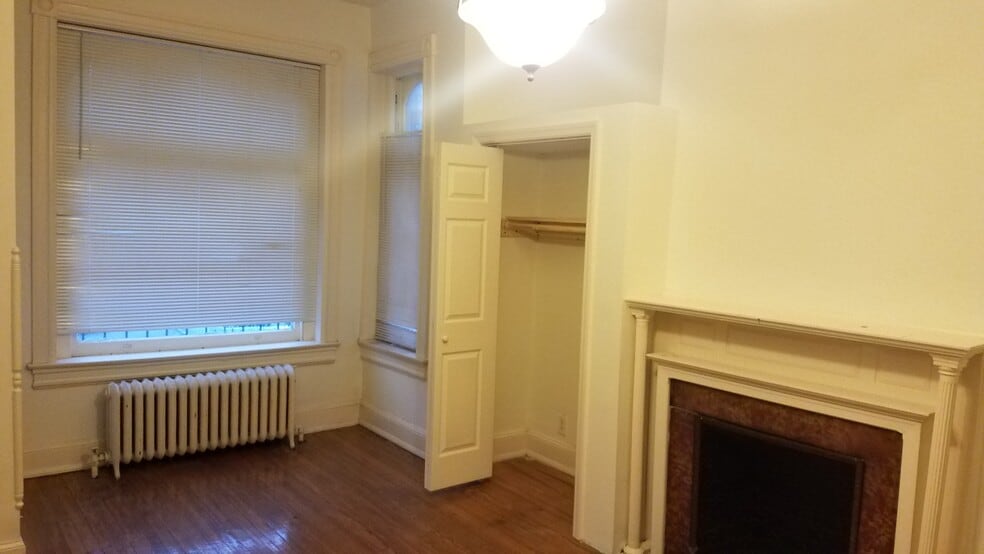 bedroom 3 - 69 N St NW