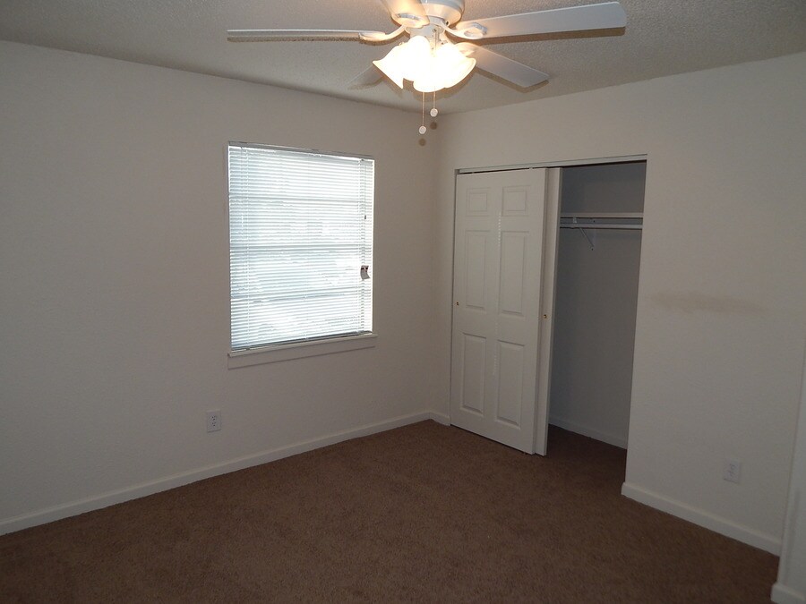 Building Photo - 3714 SW 29th Terrace