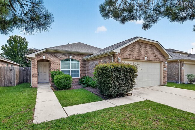 Building Photo - 26810 Henson Falls Dr