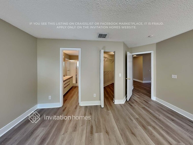 Building Photo - 9220 Arborwood Cir