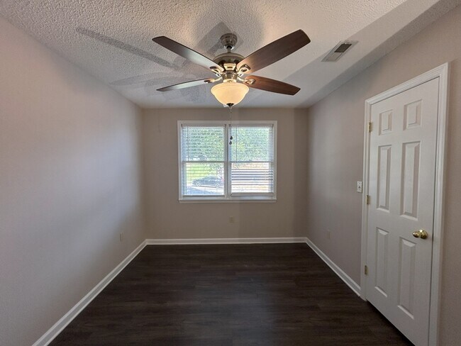Building Photo - Beautiful Two Story Home With View