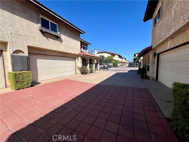 Building Photo - 11697 Ramona Blvd