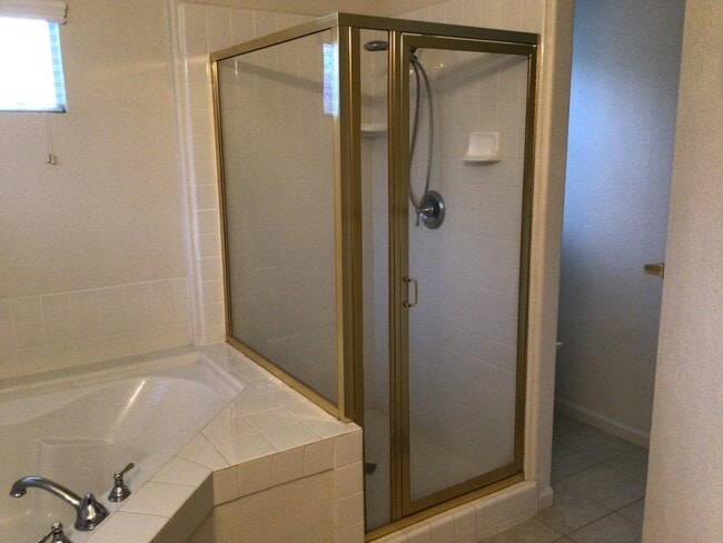 Building Photo - 1138 E Royal Dornoch Ave