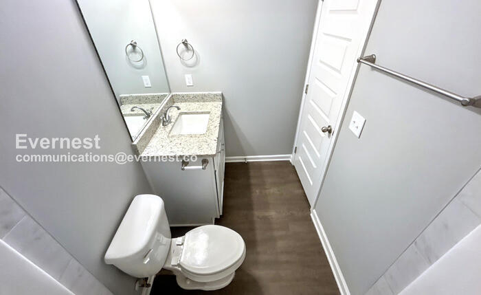 Building Photo - 1028 Echo Rdg Rd