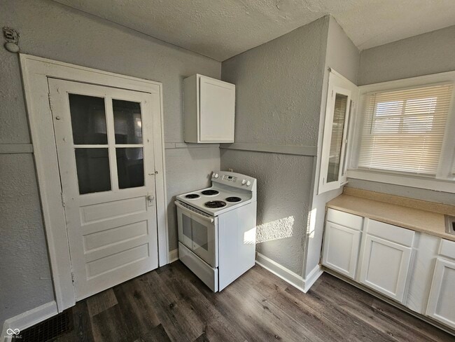 Building Photo - 3537 N Capitol Ave