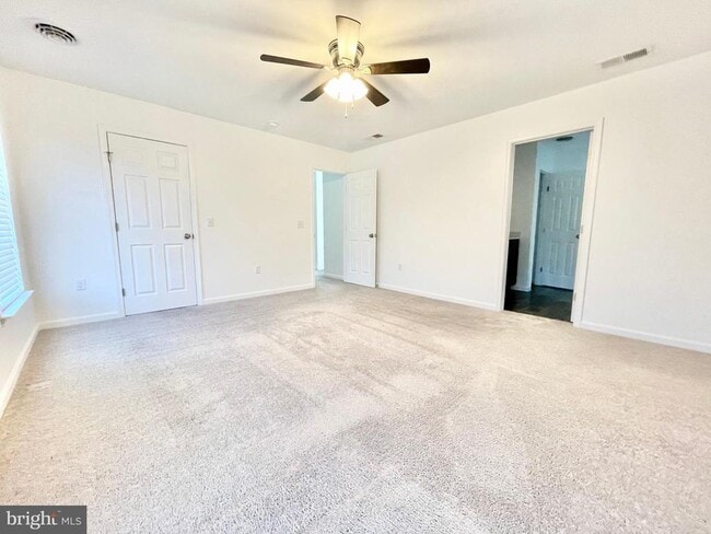 Building Photo - 56 Black Cherry Dr