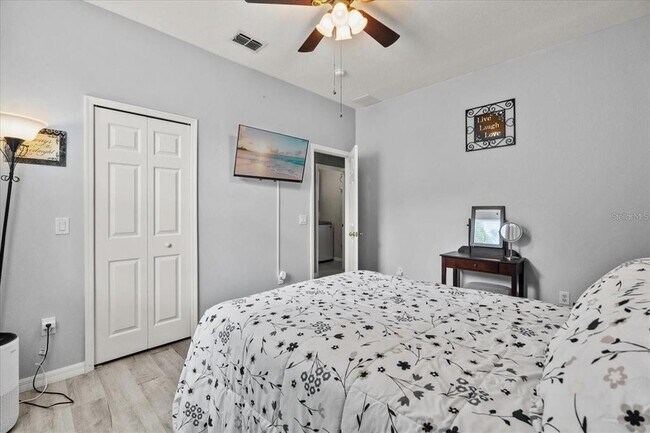 Building Photo - 13909 Eylewood Dr