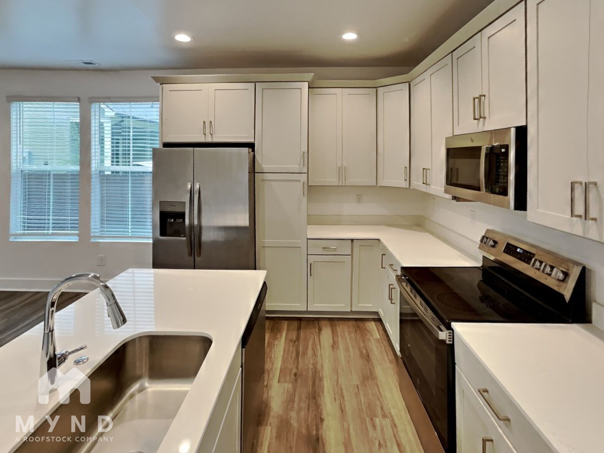 Building Photo - 3944 Cushman St