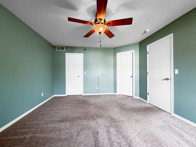 Building Photo - 8349 Kimball Dr