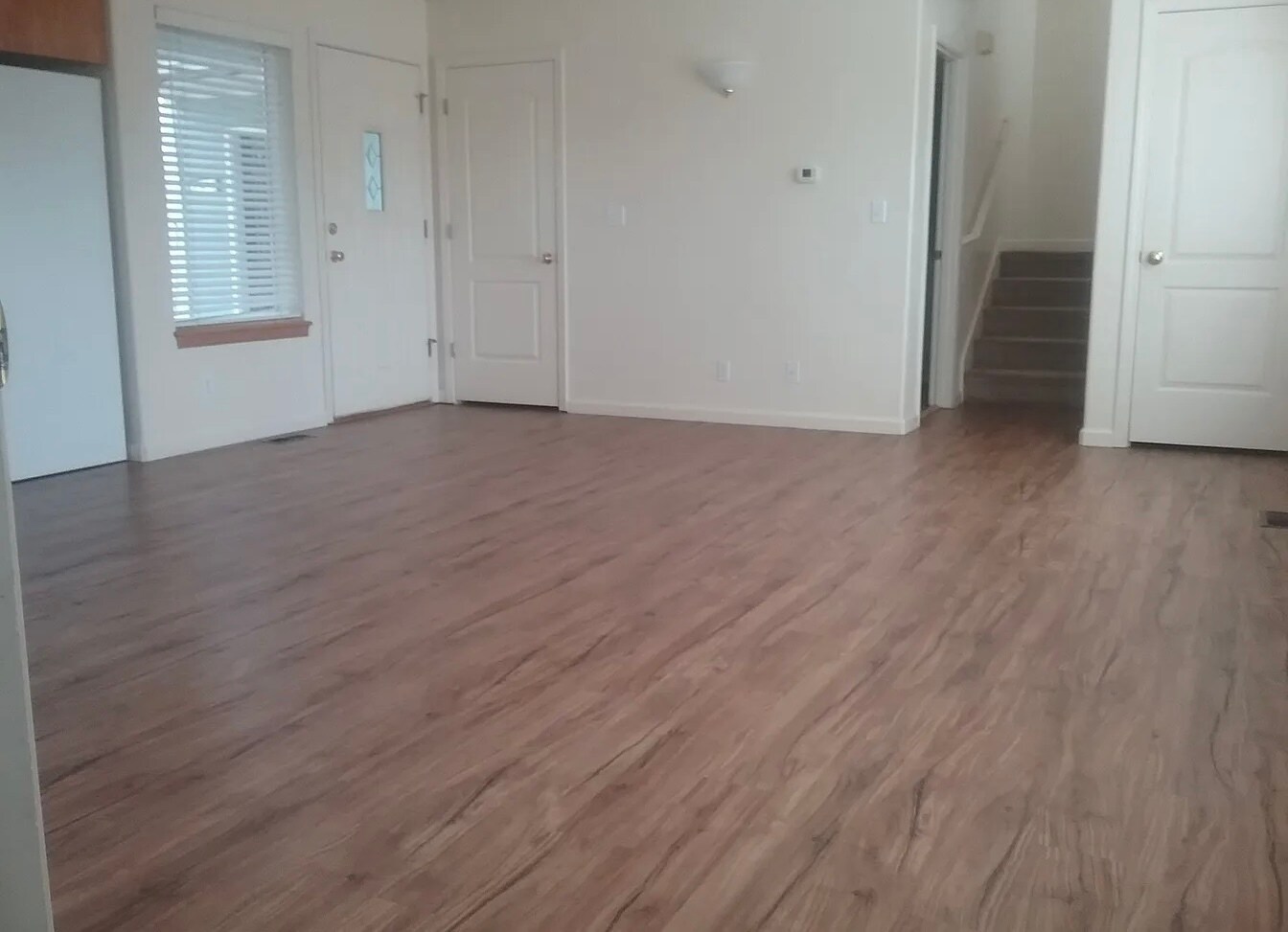 Building Photo - 824 S 8th St