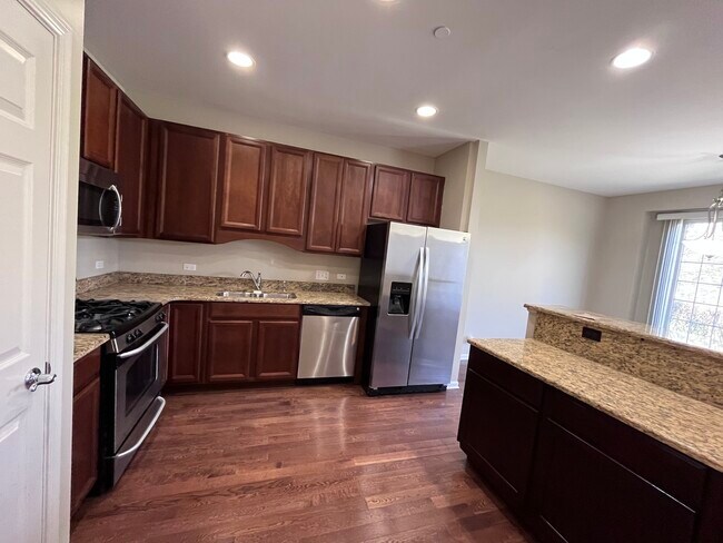 Building Photo - 6384 Cunningham Ct