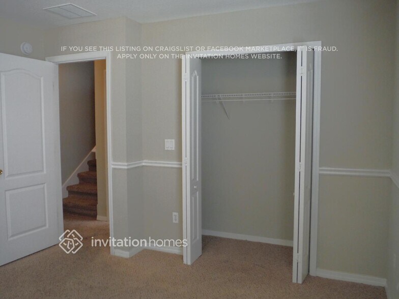 Building Photo - 10143 Meadow Point Dr