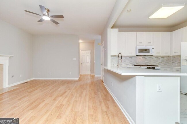 Building Photo - 3418 Rose Arbor Ct