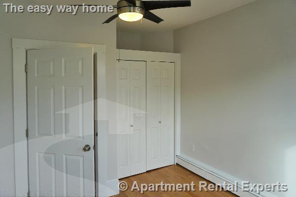 Building Photo - 27-29 Lambert St Unit #3R