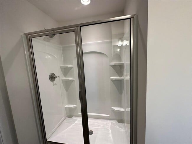 Building Photo - 209 Station Overlook Dr