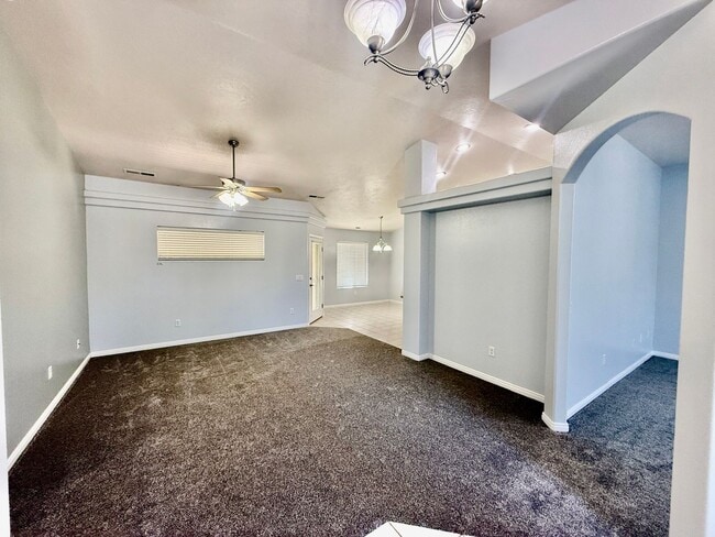 Building Photo - Adorable Home is Mirage Estates at Southgate