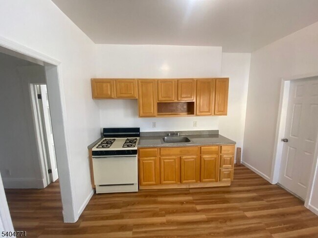 Building Photo - 29 High St