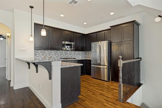 Building Photo - 7919 Parkwood Blvd