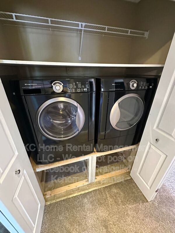 Building Photo - 3304 NW 84th Terrace