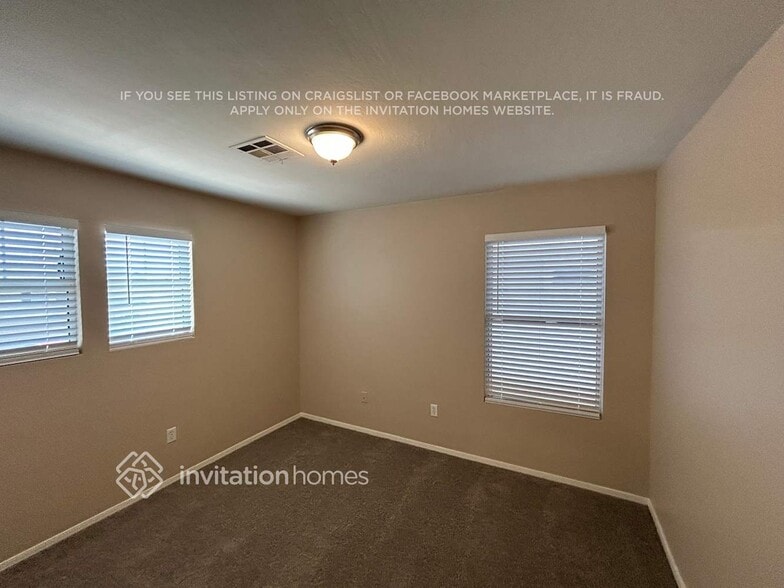 Building Photo - 12170 W Yavapai Ln