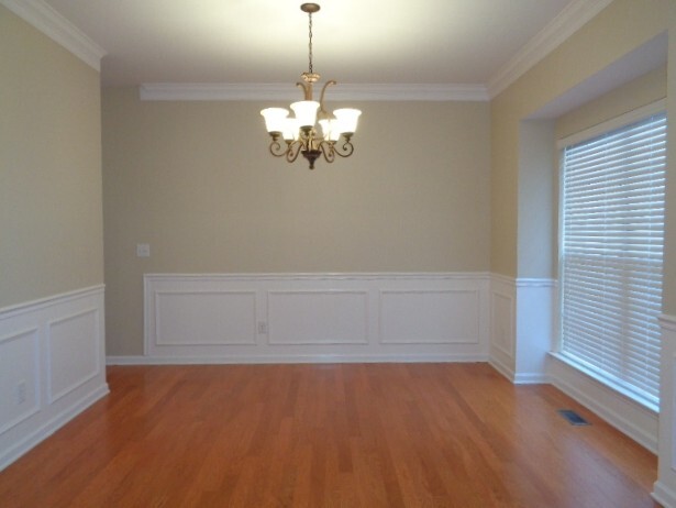 Building Photo - 319 Forest Bend Dr