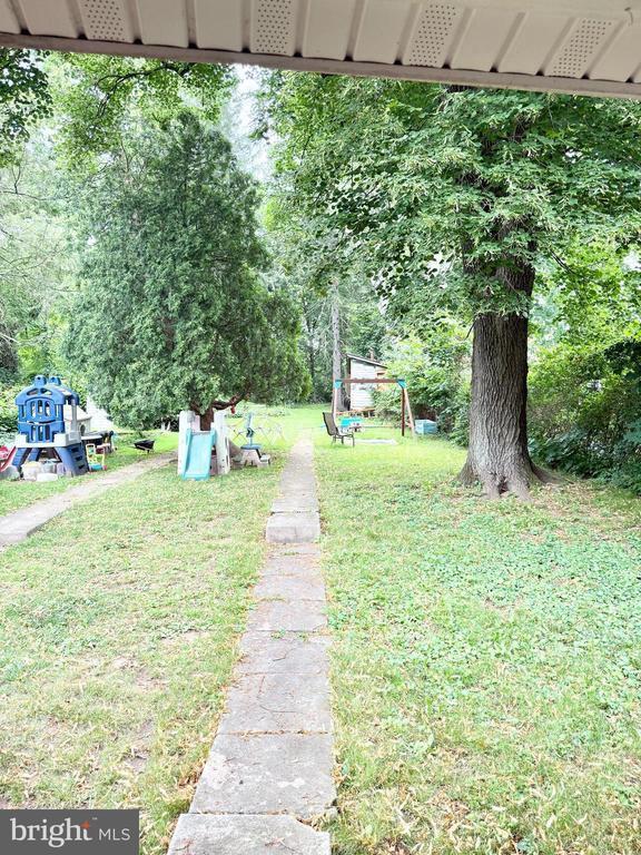 Building Photo - 26 N Main St