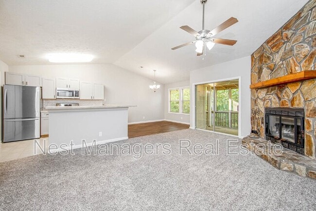Building Photo - 6760 Willowbrook Dr