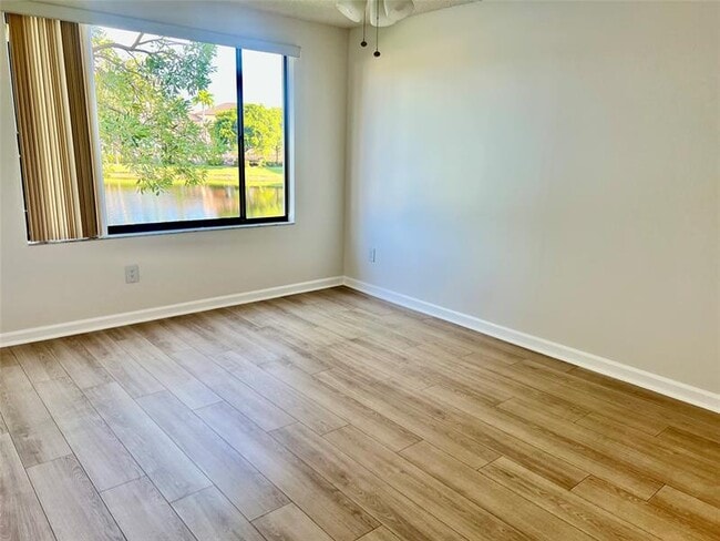 Building Photo - 9767 N Belfort Cir