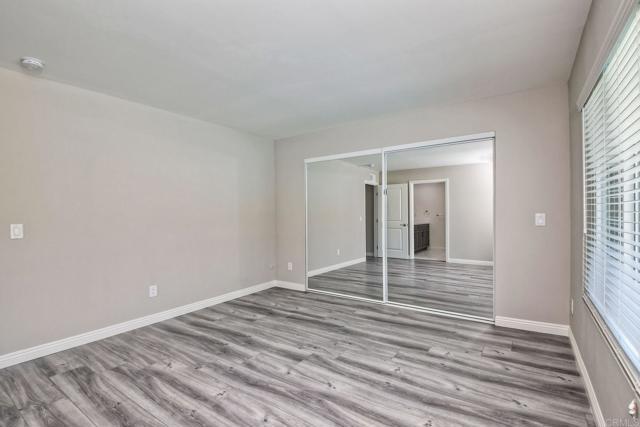 Building Photo - 6428 El Perico Ln