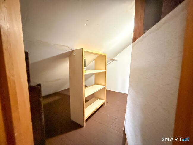 Building Photo - 13 Park Ave