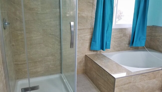 Building Photo - 4 Bedrooms, 3 Baths, 2,809 sq. ft. Home in Canoga Park