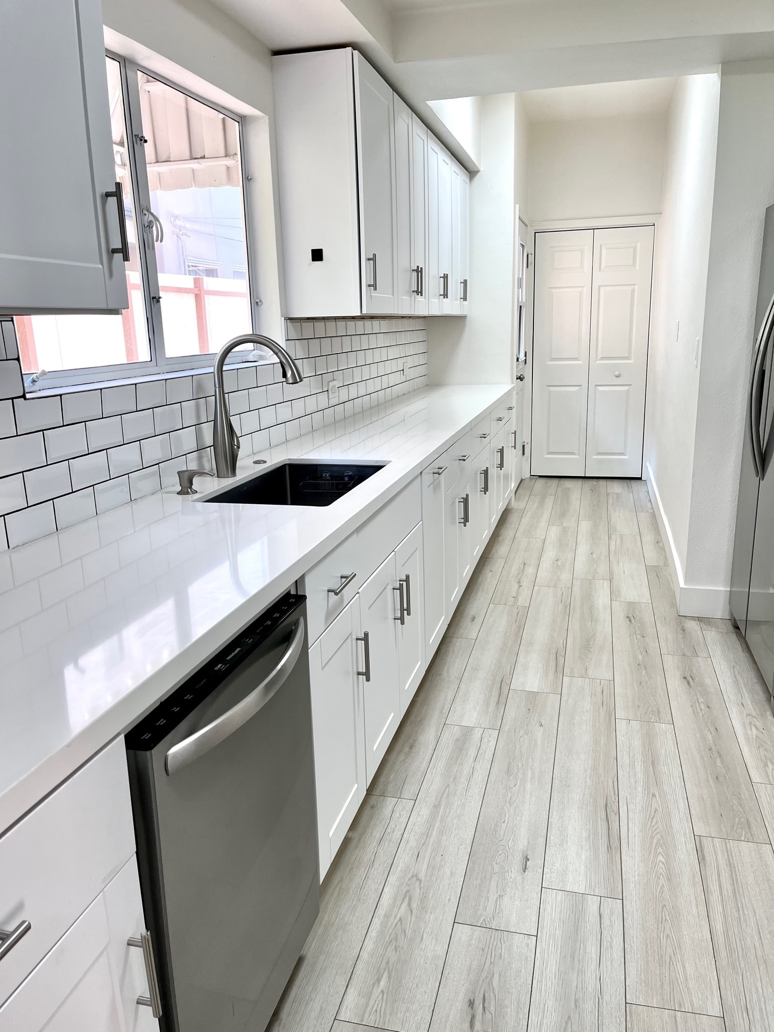 Redone Kitchen - 1115 S La Peer Dr