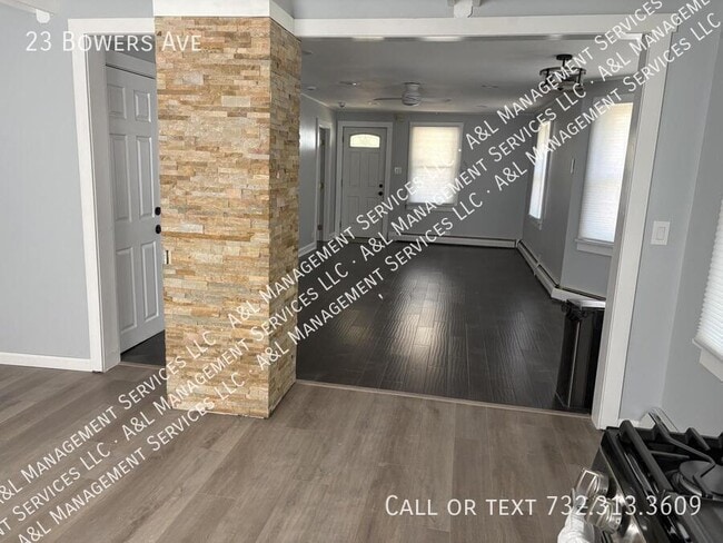 Building Photo - 23 Bowers Ave