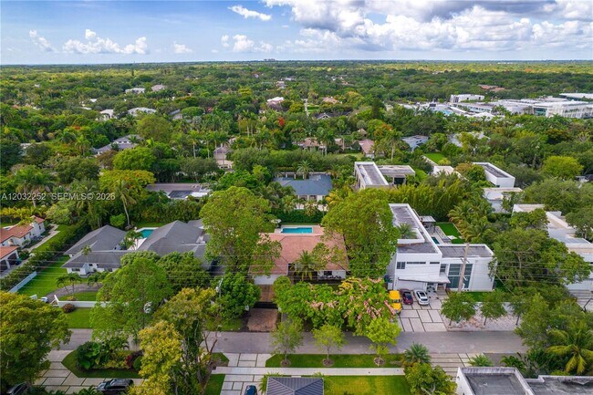 Building Photo - 6466 SW 84th St