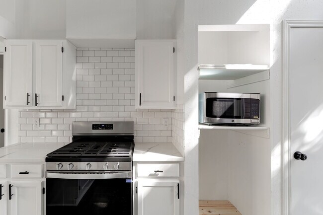 Kitchen - 18326 Autumn Trails Ln