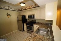 Building Photo - 681 Rose Hollow Dr