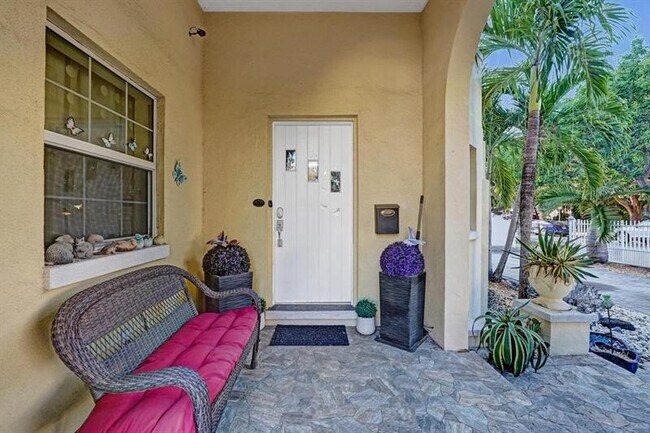 Building Photo - 2000 Jackson St