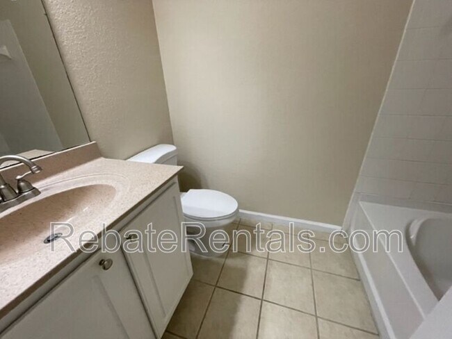 Building Photo - 10075 Gate Pkwy N