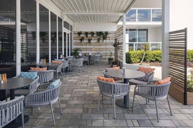 Building Photo - 1880 S Ocean Dr