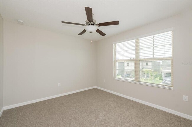 Building Photo - 5227 White Chicory Dr